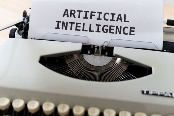 best ai writing tools uk