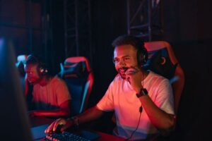 best microphone for gaming and streaming uk