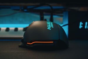 wired vs wireless gaming mouse